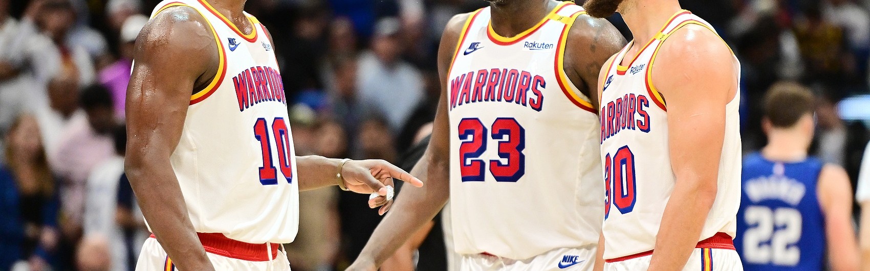 开云登录网址入口-库里：曾觉得自己无所不能 但队友倒下我却无能为力这让人沮丧