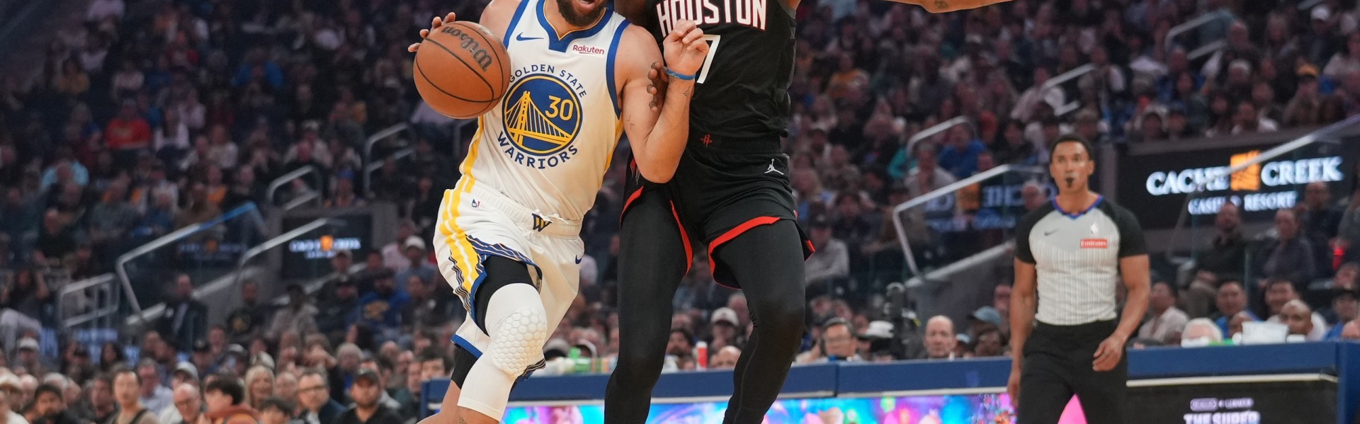 开云网站-虽败犹荣！库里复出个人秀点燃全场 边角料+库里=创造奇迹可能性